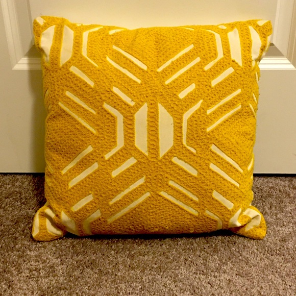 Room Essentials Yellow and White Throw Pillow - Picture 1 of 2